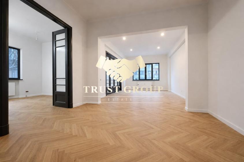 Apartament cu 4 camere decomandat, mobilat în Ultracentral