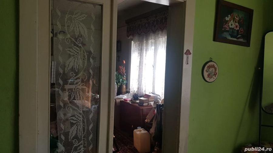 Casă cu 3 camere cu Teren 720 Mp în Simeria