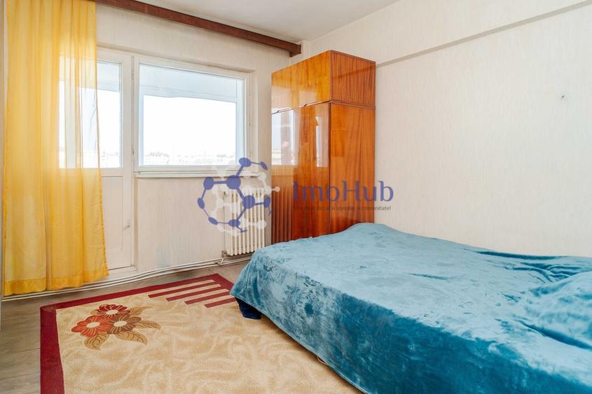 Apartament cu 4 camere semidecomandat în Arcu