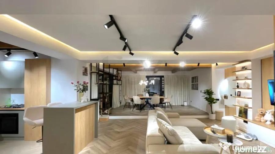 Apartament cu 5 camere semidecomandat în Cișmigiu