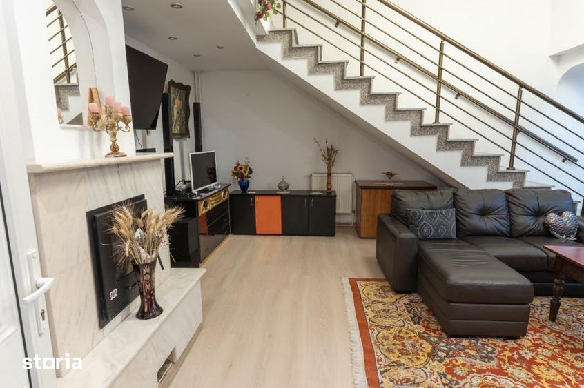 Spațiu comercial, de 886.75 mp, în Criș