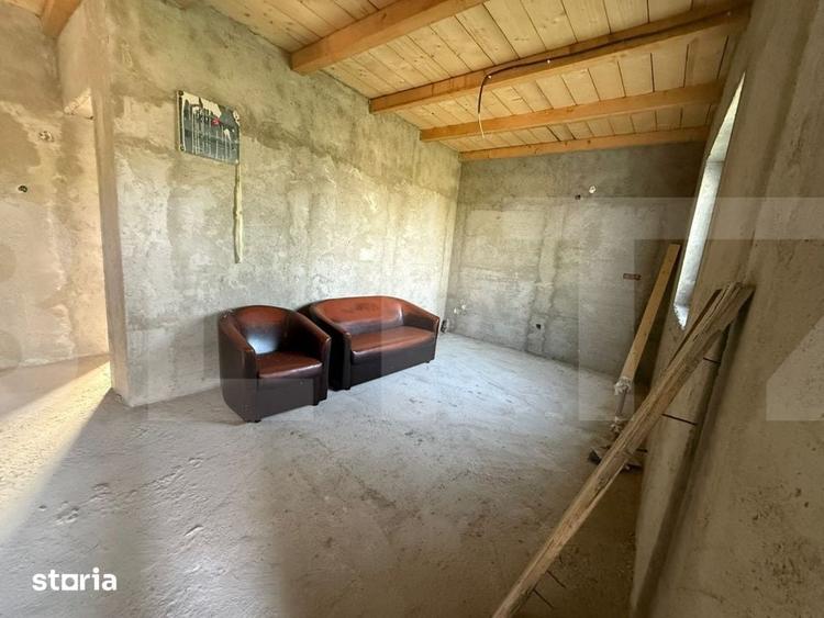 Casă cu 3 camere cu Teren 1200 Mp în Curtești