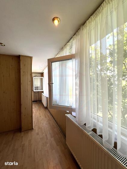 Apartament cu 3 camere decomandat în Micro 13