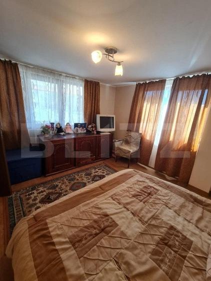 Casă individuală cu 6 camere cu Teren 1200 Mp în Florești