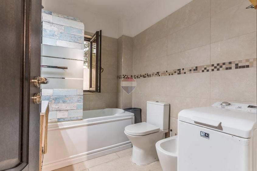 Apartament cu 3 camere semidecomandat în Valea Lupului