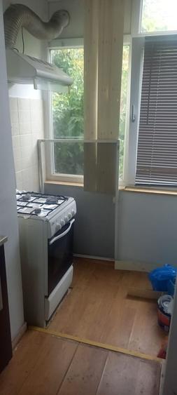 Apartament cu 2 camere semidecomandat în Calea București