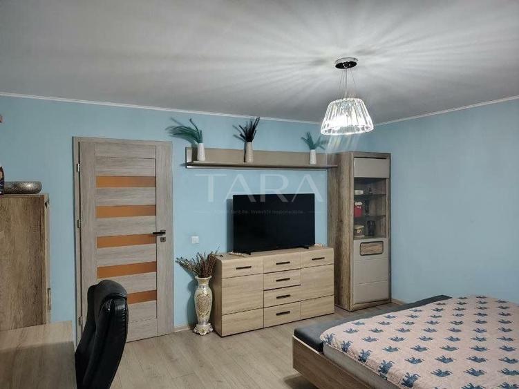 Duplex cu 3 camere cu Canalizare în Mărăști