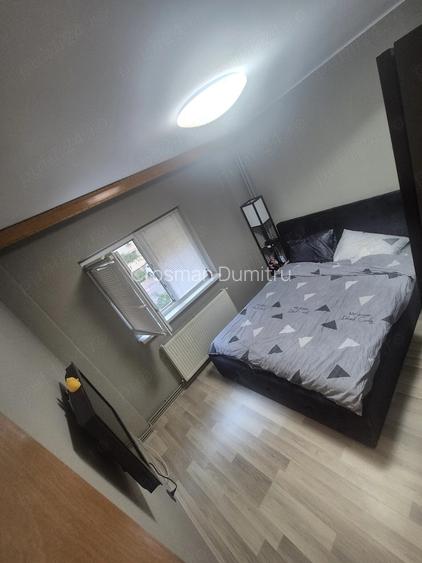 Vand apartament 3 camere decomandat