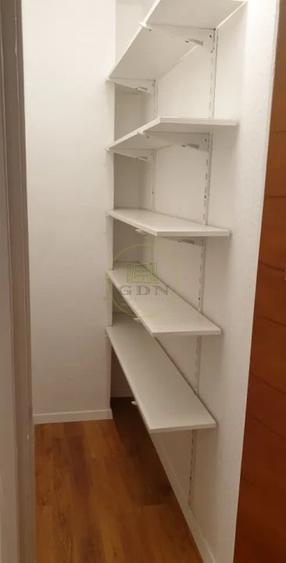 Apartament cu 3 camere decomandat, mobilat în Centrul Civic
