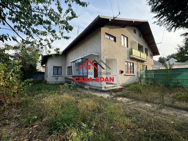 Duplex cu 6 camere cu Teren 250 Mp în Câmpina