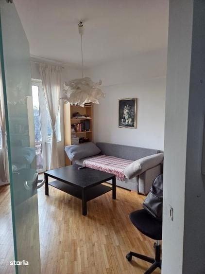 Apartament cu 3 camere decomandat în Pache Protopopescu