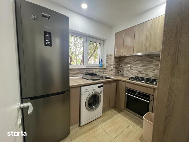 Apartament cu 3 camere în Berceni