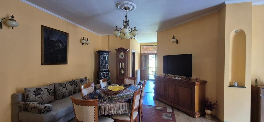 Casă individuală cu 3 camere cu Canalizare în Ultracentral