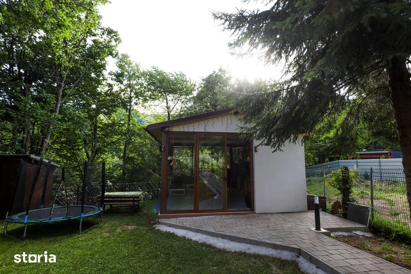 Casă cu 5 camere cu Teren 400 Mp în Valea Doftanei