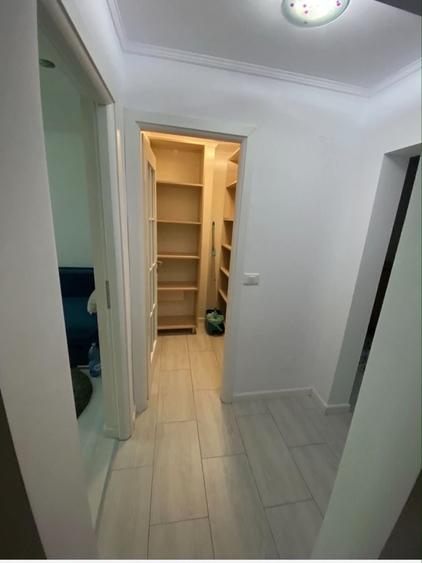 Apartament cu 3 camere decomandat în Traian