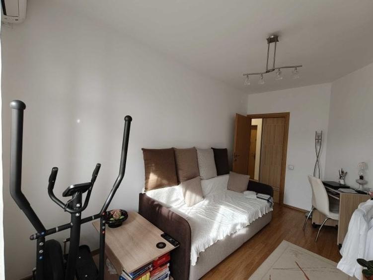 Apartament cu 2 camere decomandat în Păcii