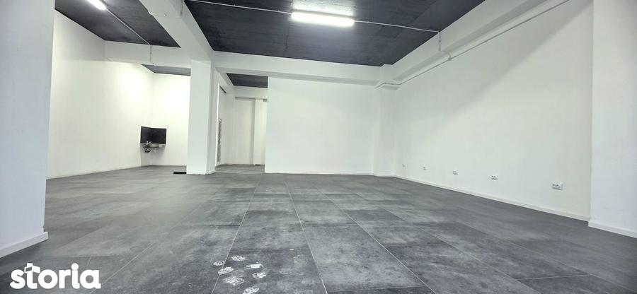 Spațiu comercial, de 100 mp, în Bucium