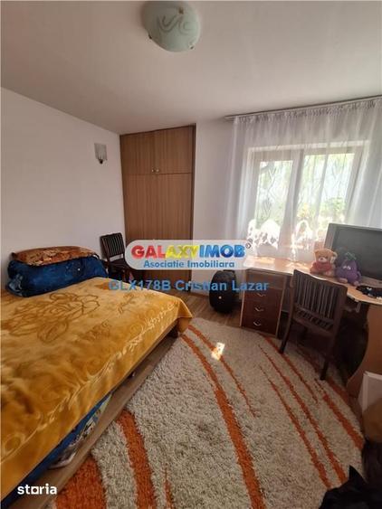 Casă cu 5 camere cu Teren 3190 Mp în Răcari