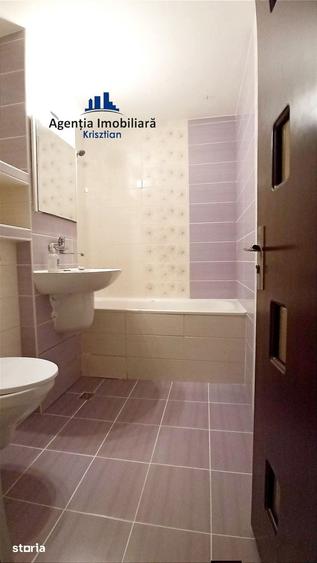 Apartament cu 4 camere decomandat în Burdea