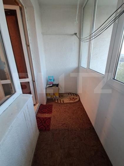Apartament cu 3 camere decomandat, mobilat în Tudor
