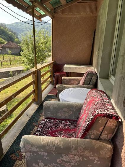 Casă cu 3 camere cu Teren 3200 Mp în Mihăileni