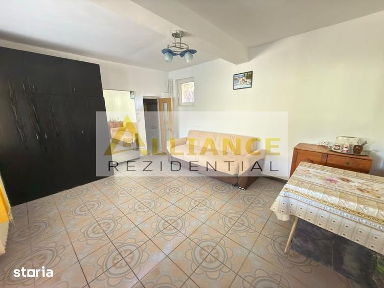 Casa individuala de vanzare in Catelu - 14 camere - teren 1550 mp - 9