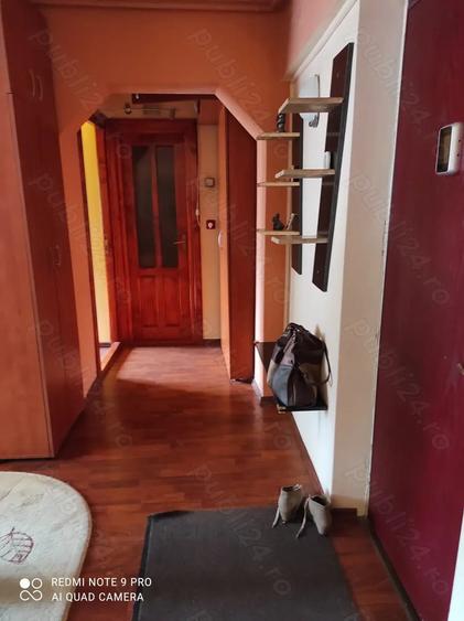 Apartament cu 2 camere decomandat în 22 Decembrie