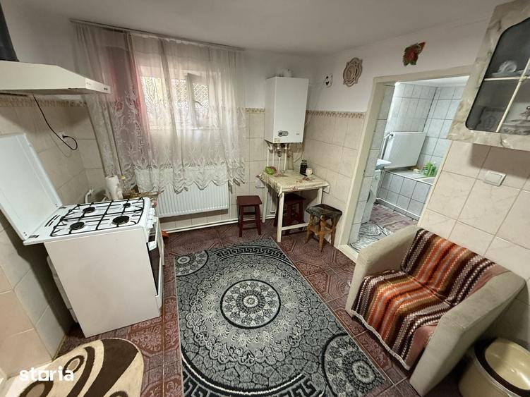Casa de vanzare, la strada, E85, Podu Iloaiei - 14