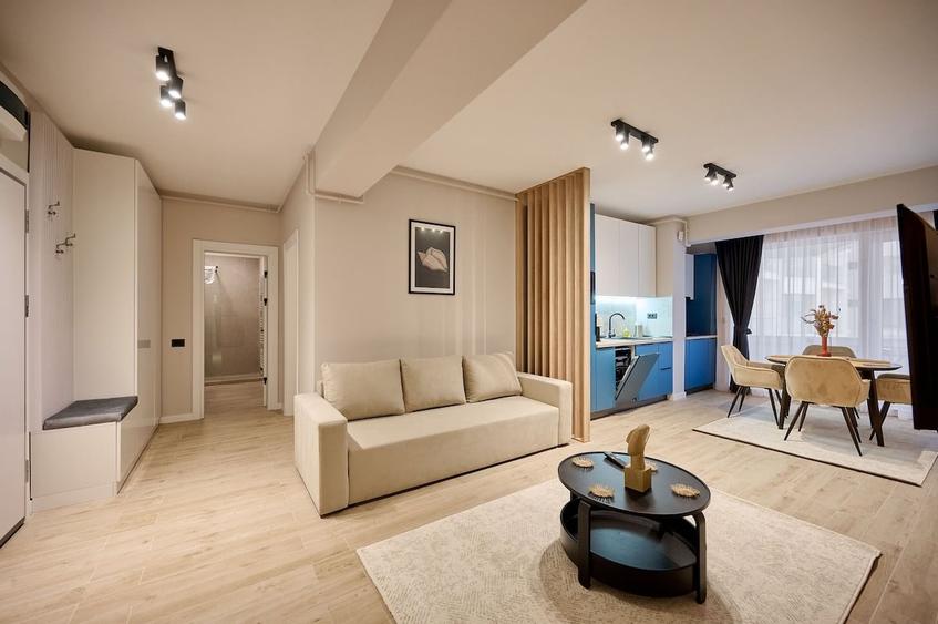 Apartament cu 3 camere decomandat în Mamaia-Sat