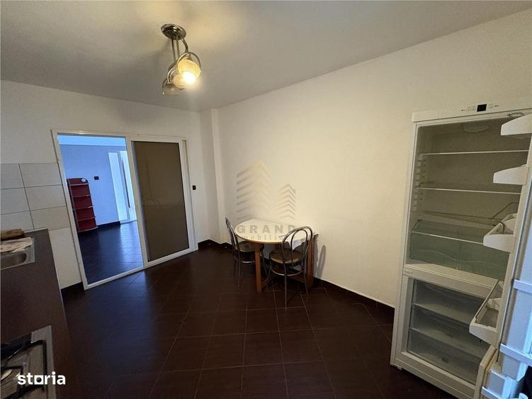 Apartament cu 3 camere în Central
