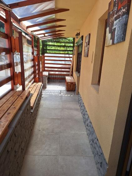 Apartament cu 2 camere decomandat, mobilat în Central