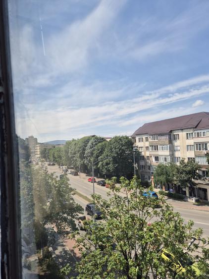 Garsonieră decomandată în Central