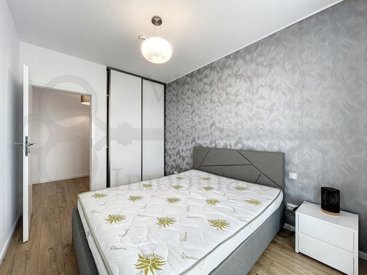 Apartament cu 3 camere semidecomandat, mobilat în Grigorescu
