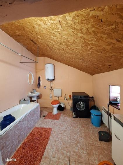 Casă cu 3 camere în Negoești