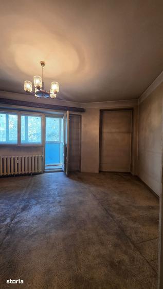 Apartament cu 2 camere decomandat în Gara de Nord