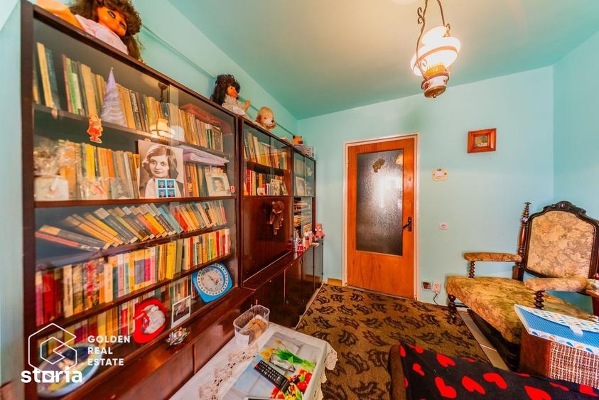 Apartament cu 4 camere decomandat în Micălaca