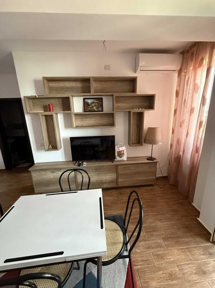 Apartament cu 2 camere decomandat în Chiajna