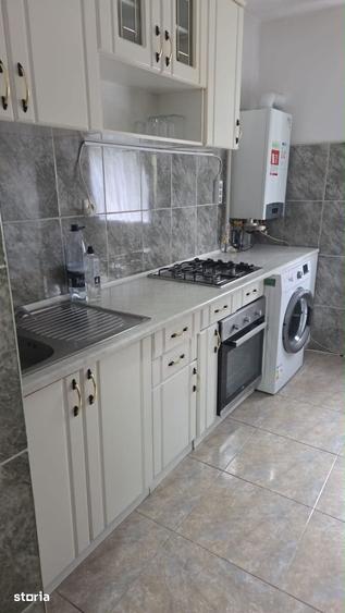 Apartament cu 2 camere decomandat în Astra
