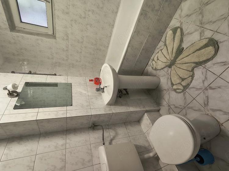 Apartament cu 3 camere decomandat în Micălaca
