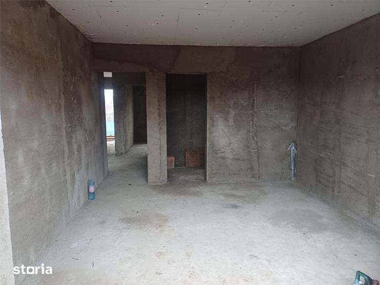 Casă cu 3 camere cu Teren 360 Mp în Ciurea