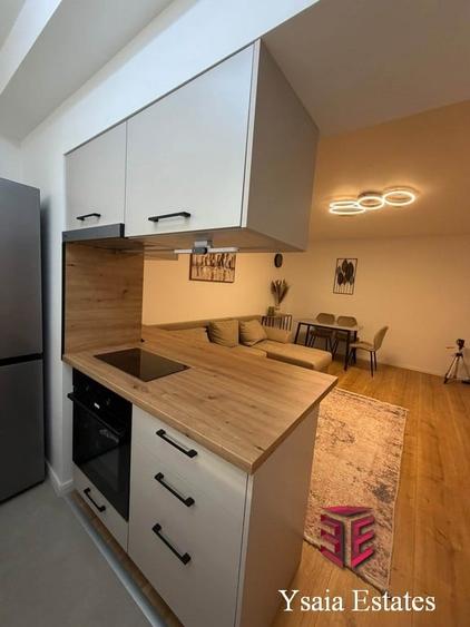 Apartament cu 3 camere decomandat în Faleza Nord