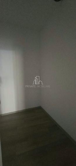Spațiu comercial, de 72.650001525879 mp, în Central