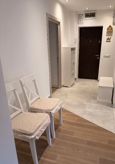 Apartament cu 3 camere circular, mobilat în Unirii