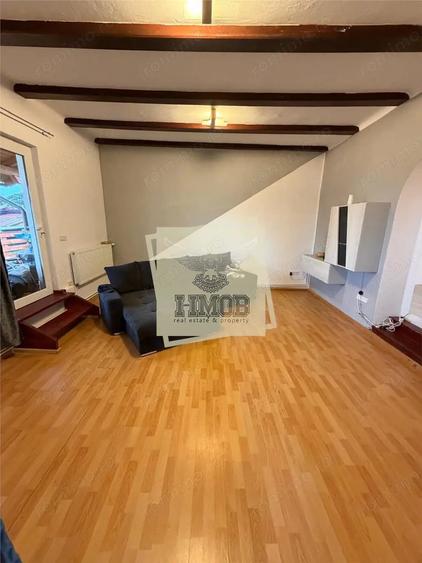 Casă cu 6 camere cu Teren 1030 Mp în Viile Sibiului