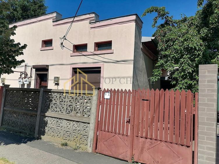 Casă cu 3 camere cu Canalizare în Giulești