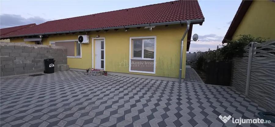 Casă cu 3 camere cu Teren 250 Mp în Bucovăț (Remetea Mare)