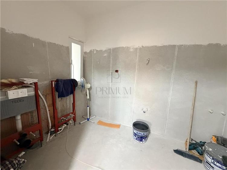 Duplex cu 4 camere cu Canalizare în Moșnița Nouă