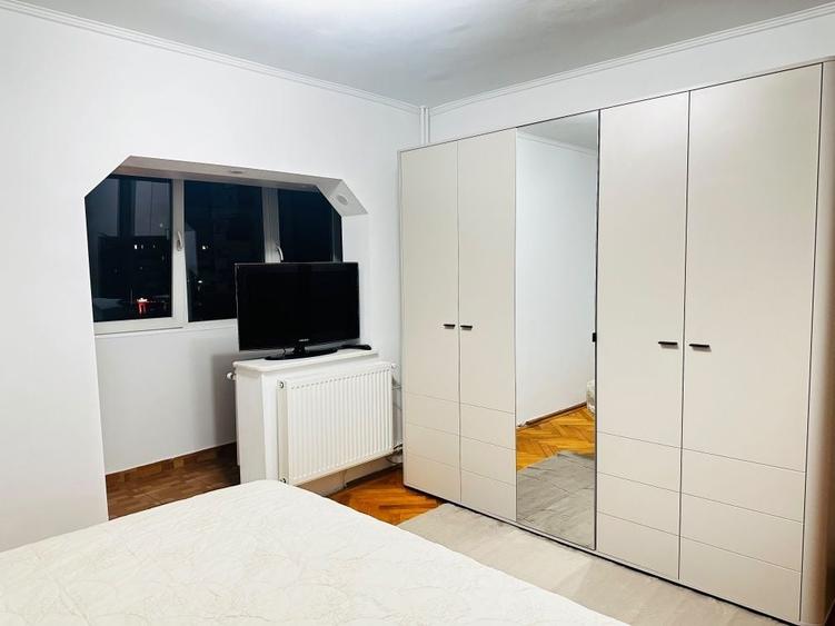 Apartament cu 2 camere decomandat în Ultracentral