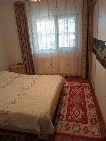 Casă cu 4 camere în Nicolae Bălcescu