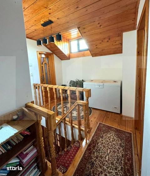 Apartament cu 6 camere decomandat în Central